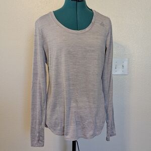 Reebok Long Sleeve Athletic Workout Tees - Medium